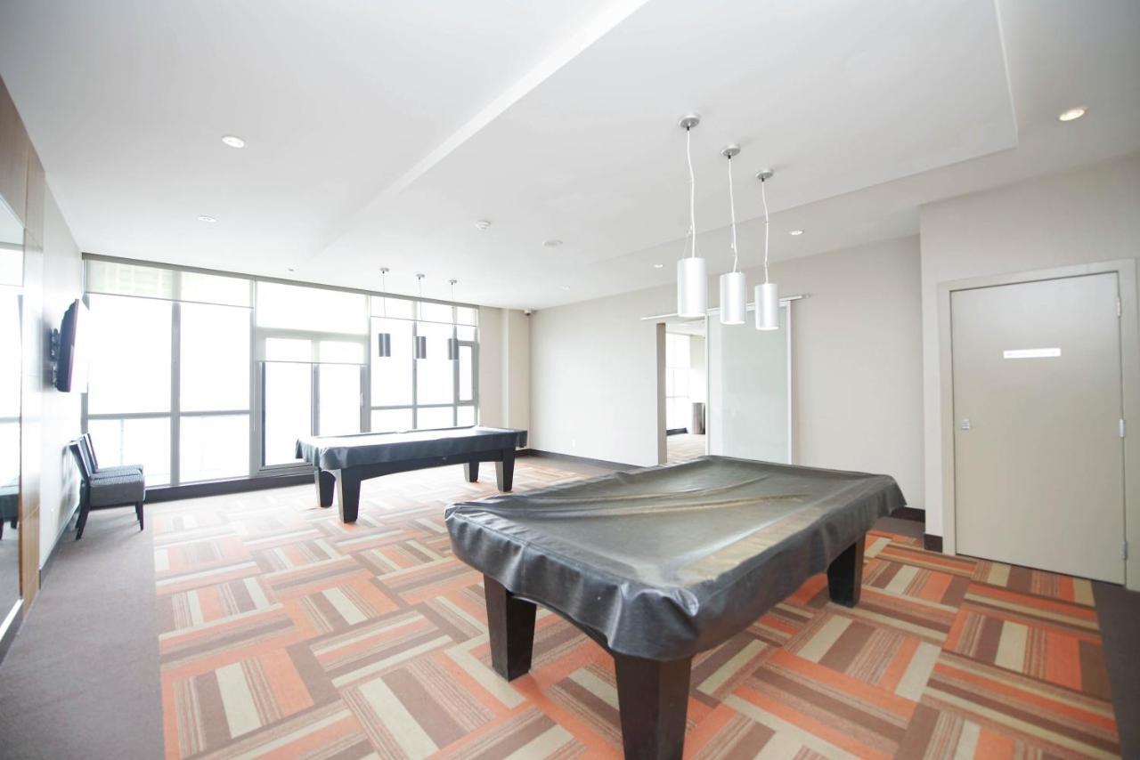 Planurstay- Mississauga Downtown Square One Shopping Centre Εξωτερικό φωτογραφία